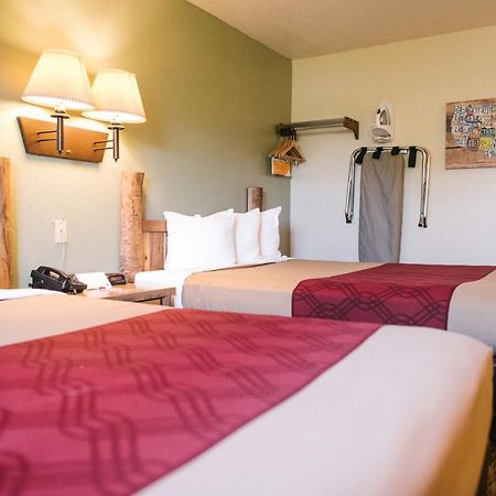 Econo Lodge, Downtown Custer Near Custer State Park And Mt Rushmore Eksteriør billede