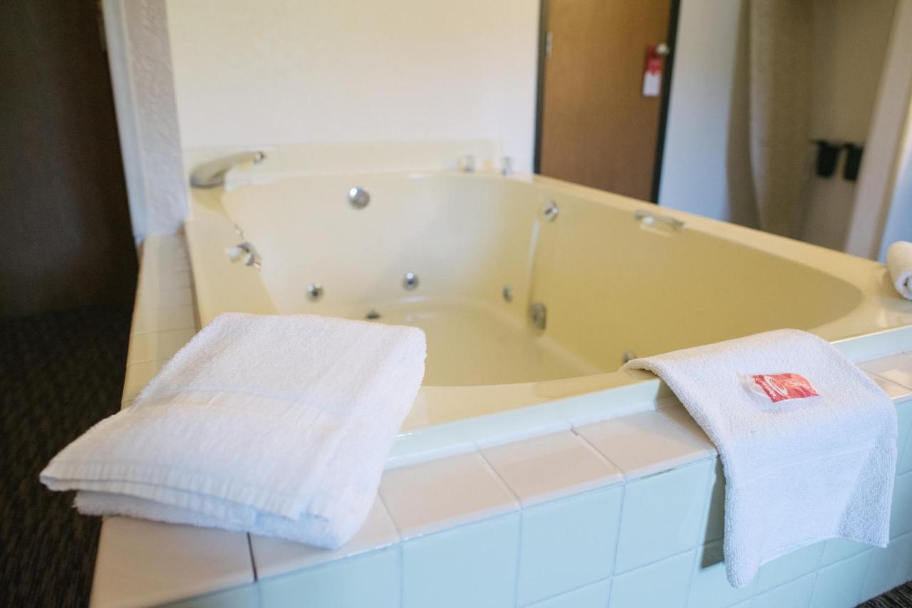 Econo Lodge, Downtown Custer Near Custer State Park And Mt Rushmore Eksteriør billede