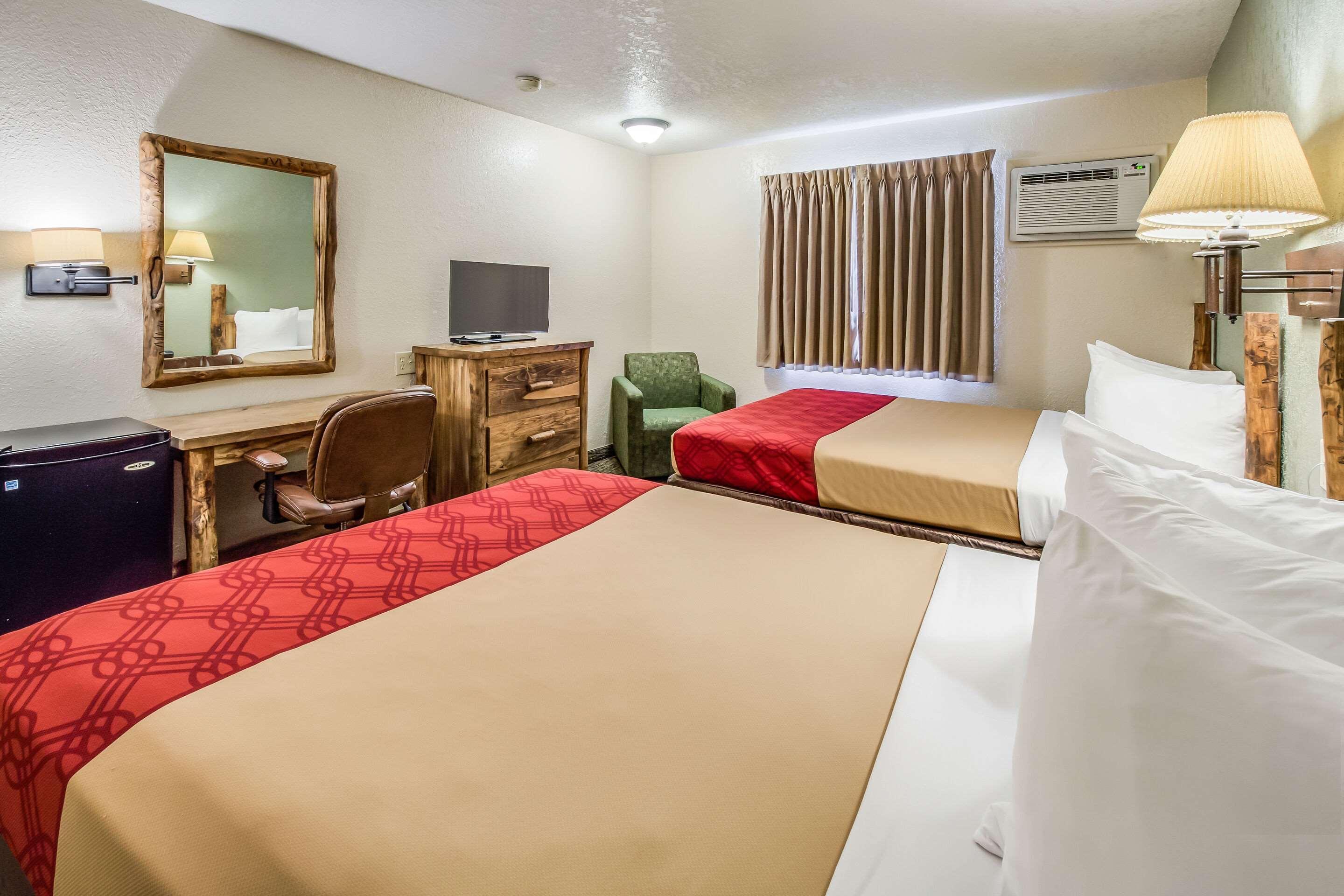 Econo Lodge, Downtown Custer Near Custer State Park And Mt Rushmore Eksteriør billede